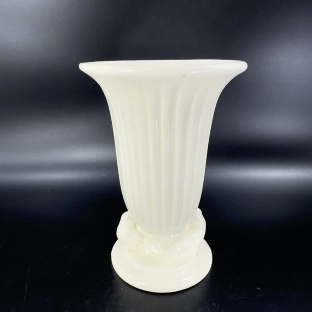 Vintage Art Deco Haeger Dove Vase 1940s White Glaze Ceramic Love Birds Decor VTG